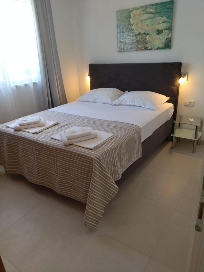 Orchid Seaview Apartment With Garage Parking 자톤 외부 사진